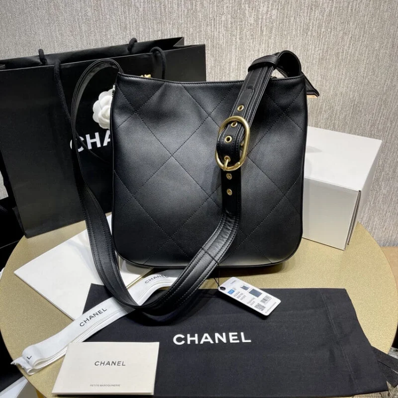 Chanel Hobo Handbag Calfskin Black As2844