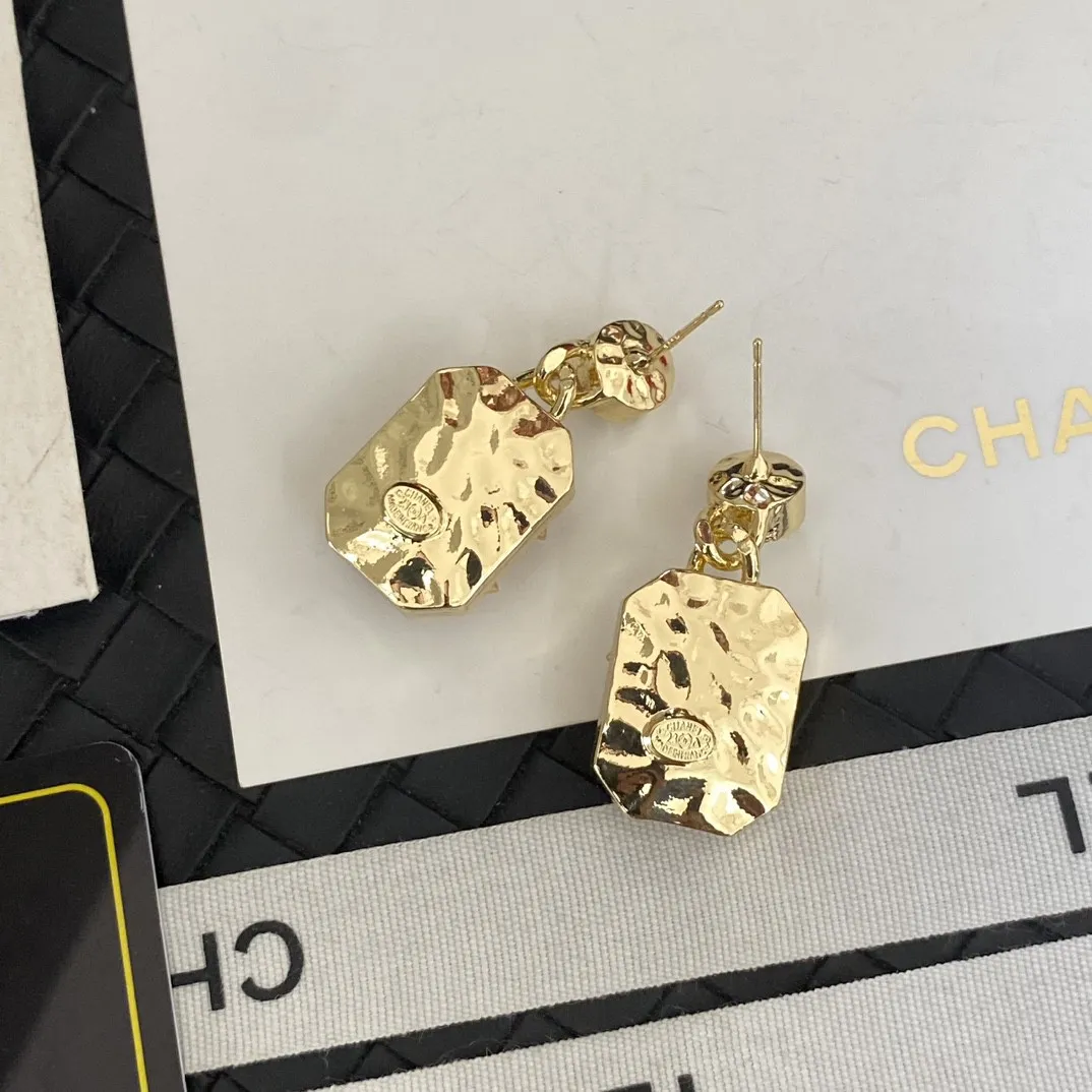 CC Earrings 0002