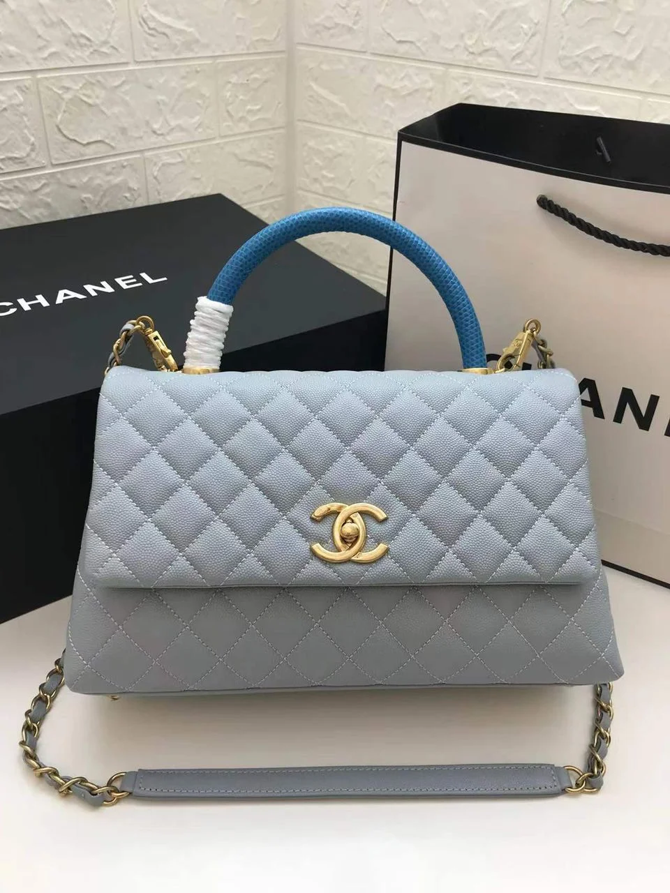 Chanel Large Flap Bag With Top Handle Light Grey For Women, Womens Handbags, Shoulder And Crossbody Bags 11in/28cm A92991