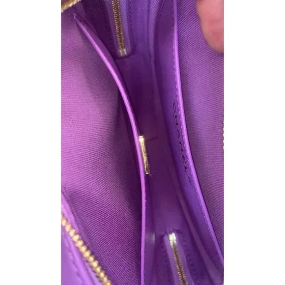 Chanel Heart Zipped Arm Coin Purse 22S Purple/Black Ap2786