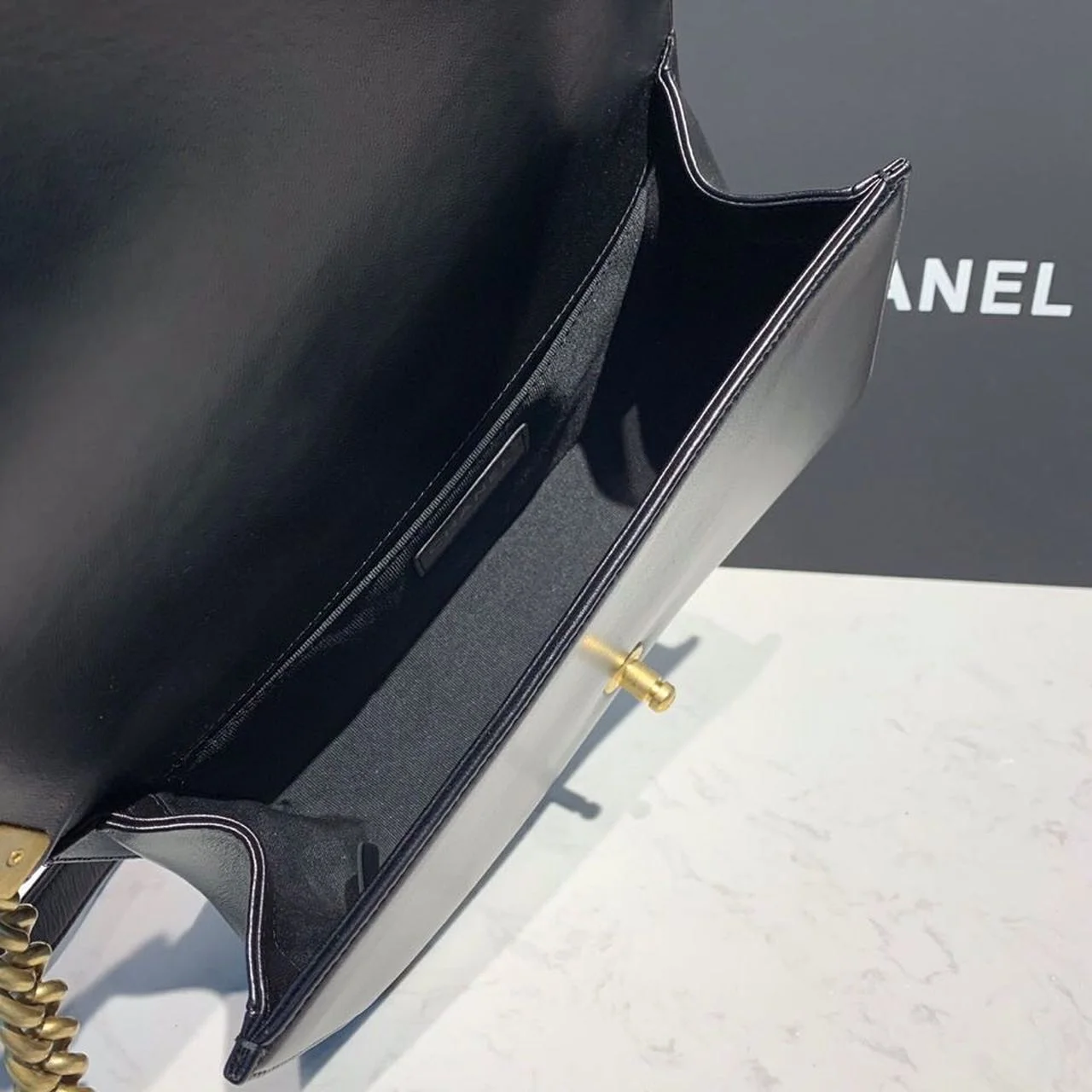 Chanel Boy Handbag Gold Toned Hardware Black For Women, Women’s Bags, Shoulder And Crossbody Bags 9.8in/25cm A67086