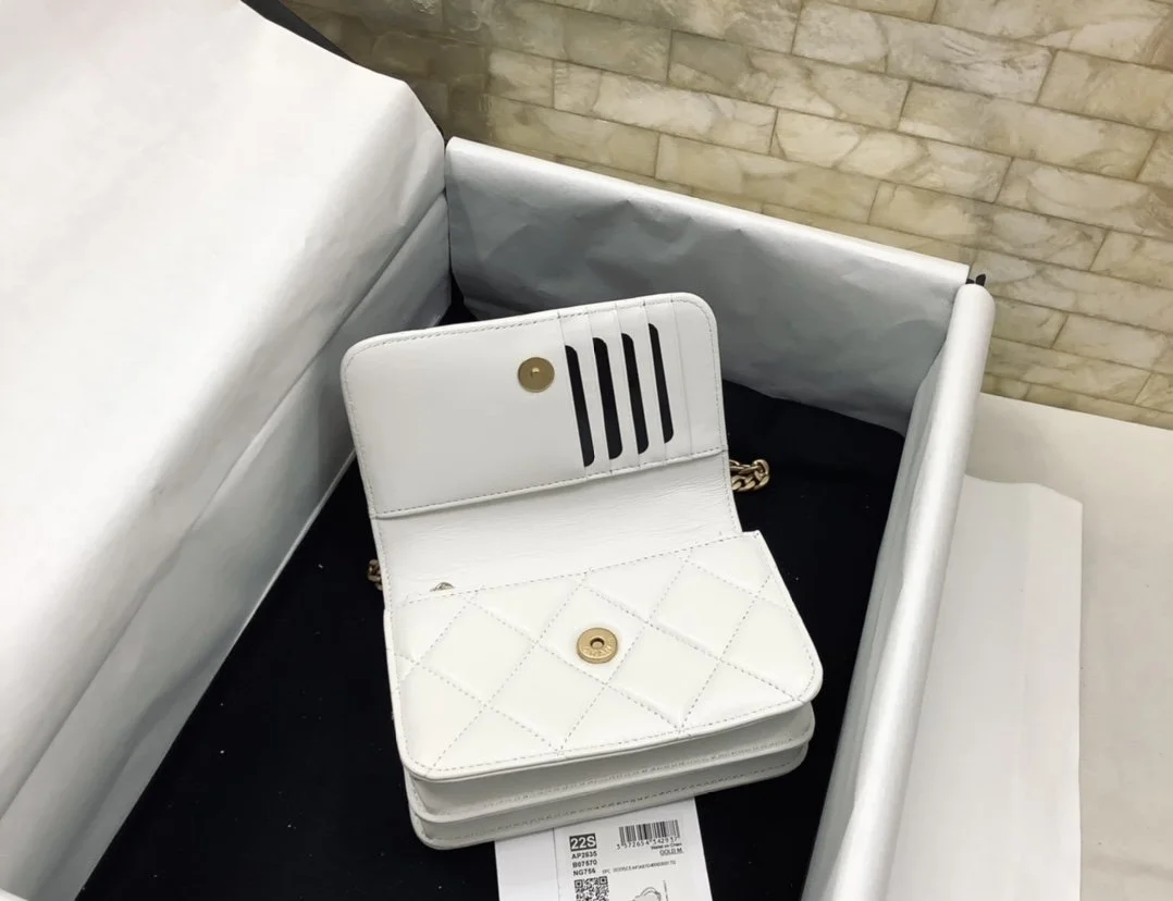 Chanel Spring And Summer 22C White For Women, Women’s Bags 6.1in/15.5cm