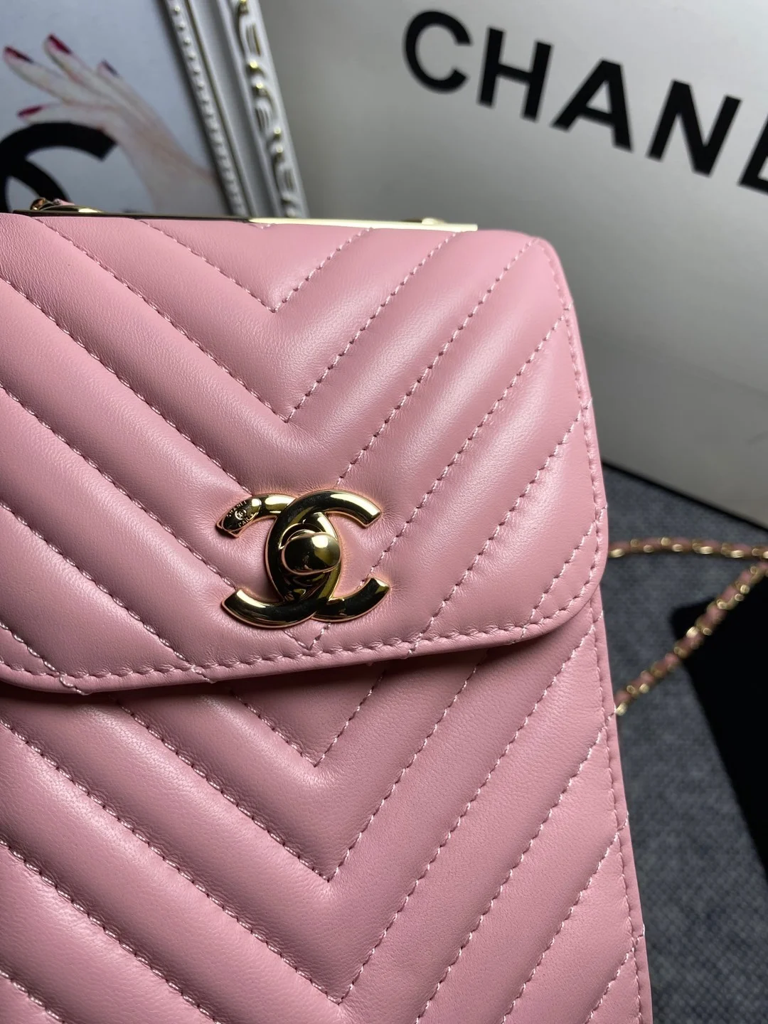 Chanel Chevron Trendy Cc Phone Pink Bag For Women 18cm/7in