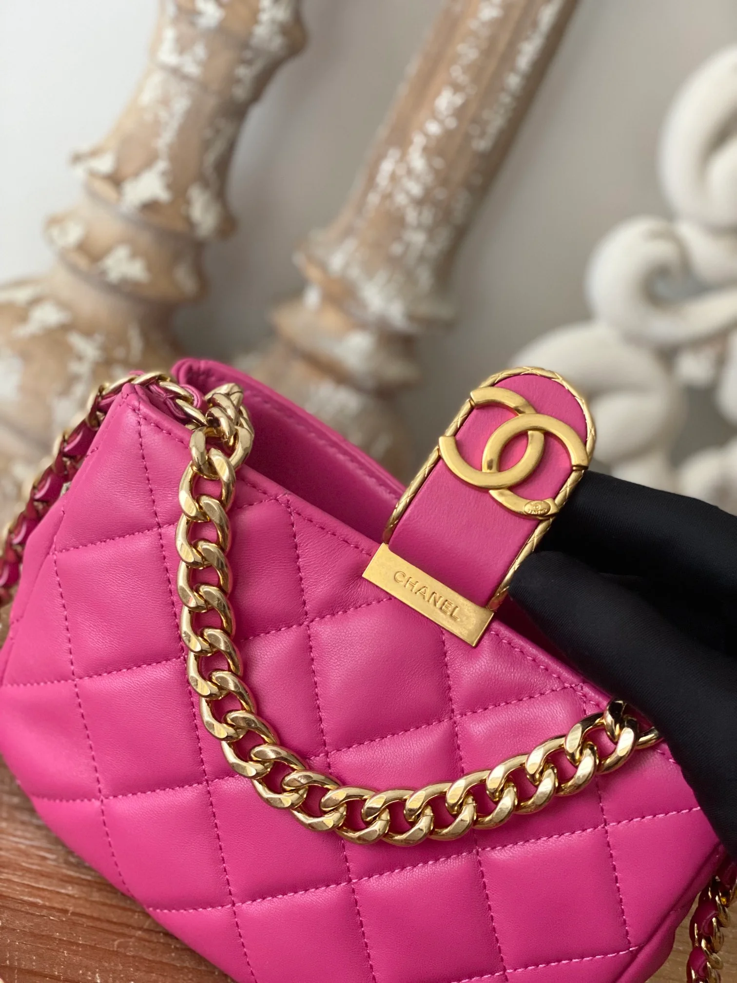 Chanel Small Hobo Bag Gold Hardware Pink For Women, Women’s Handbags, Shoulder Bags 7.5in/19cm