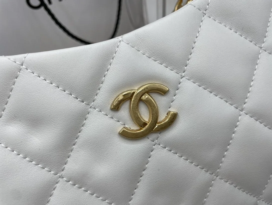 Chanel Hobo Handbag White For Women, Women’s Bags 9.4in/24cm