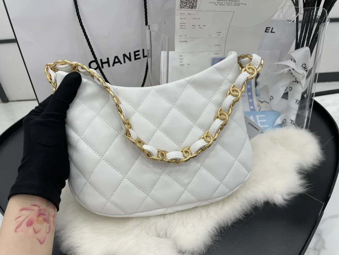 Chanel Hobo Handbag White For Women, Women’s Bags 9.4in/24cm