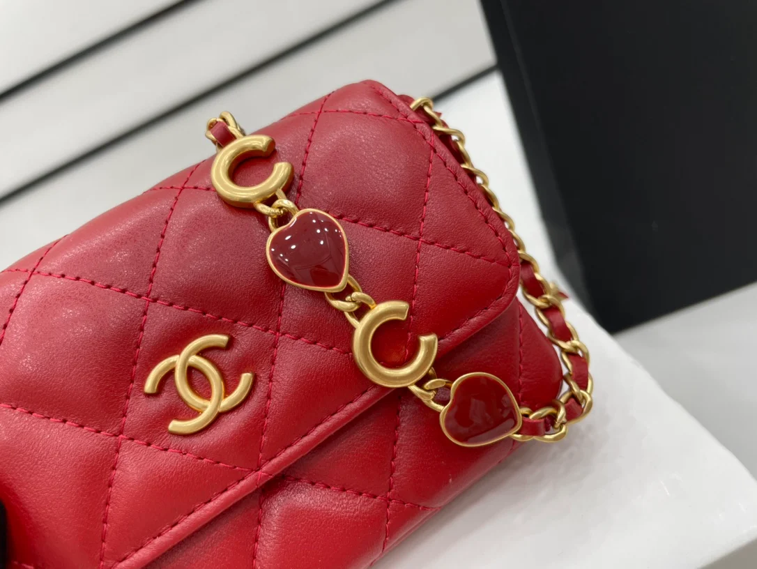 Chanel Classic Distressed Red For Women, Women’s Bags 4.7in/12cm