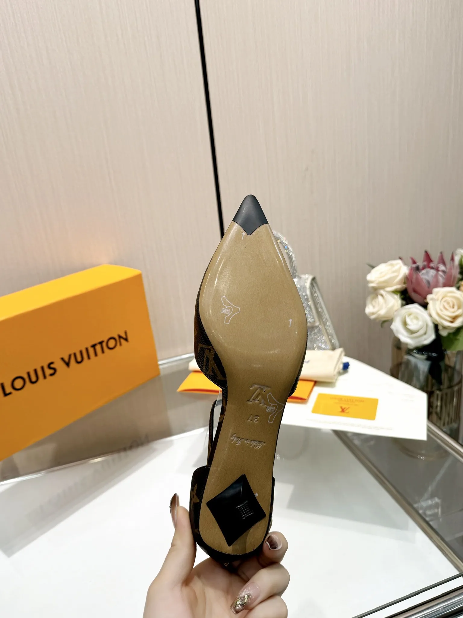 Louis new arrival women shoes heels 4 cm