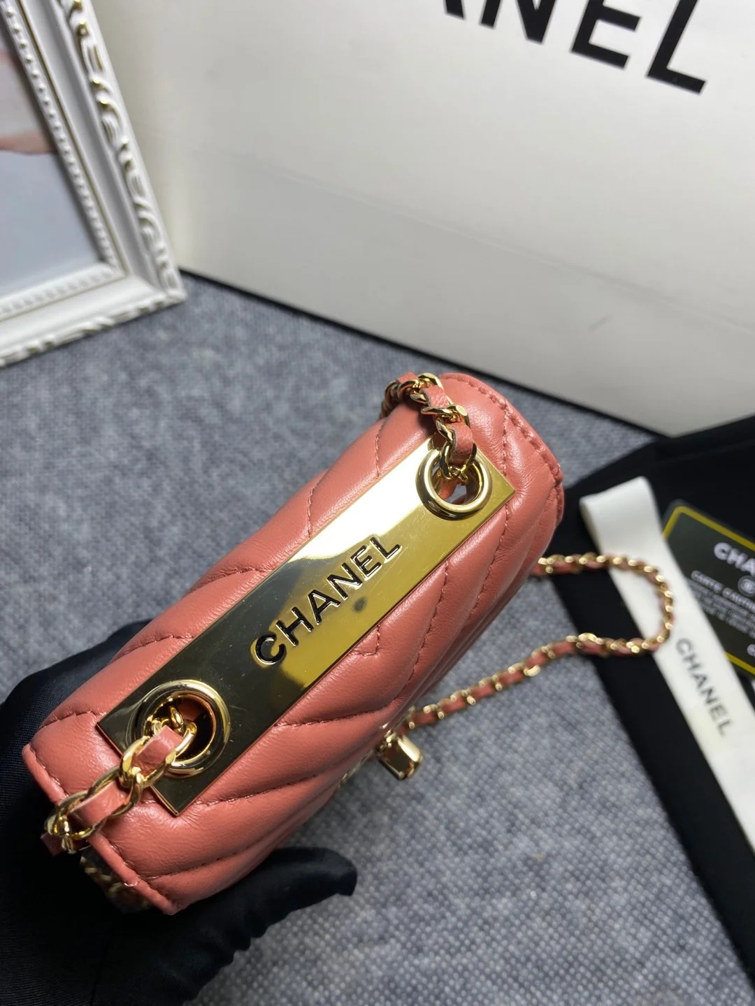 Chanel Chevron Trendy Cc Phone Nude Bag For Women 18cm/7in
