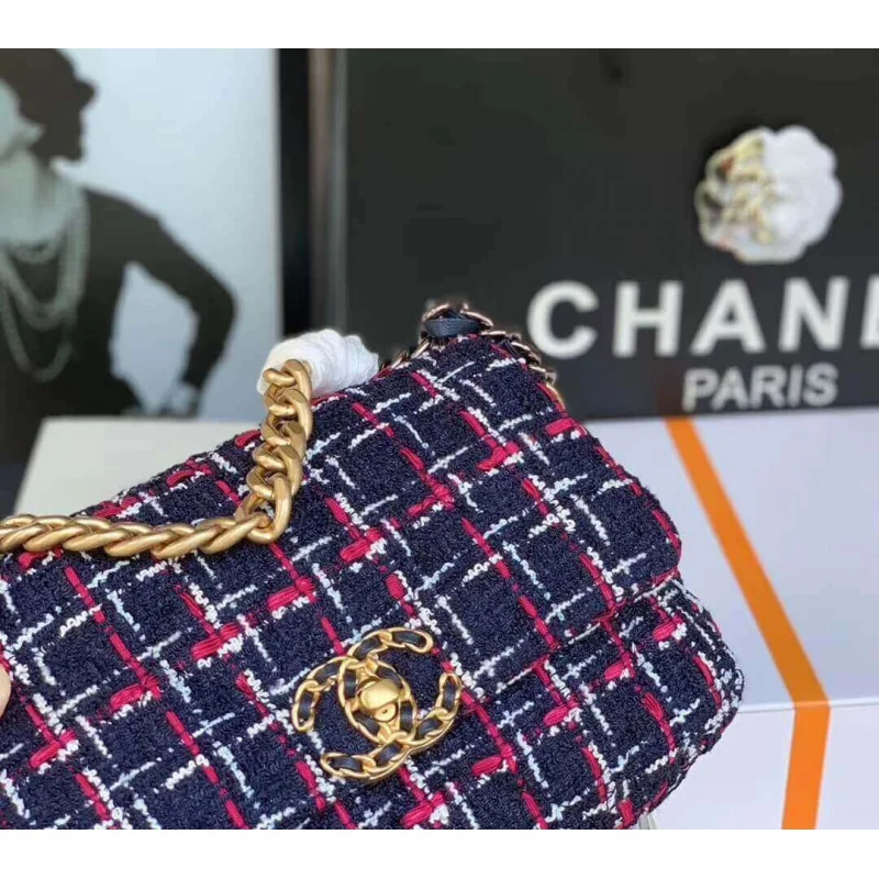 Chanel 19 Flap Bag In Tweed As1160
