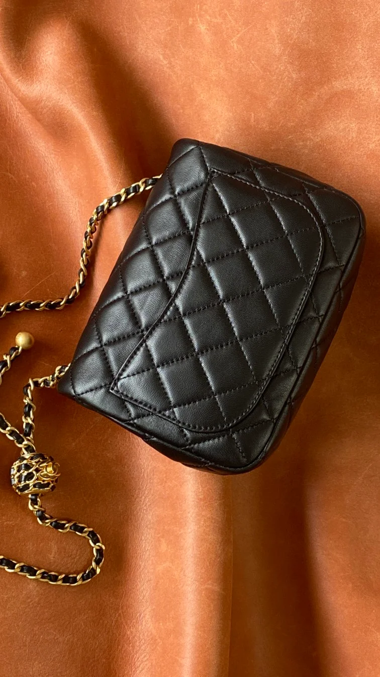 Chanel Classic Bag Black For Women, Women’s Bags 7.1in/18cm