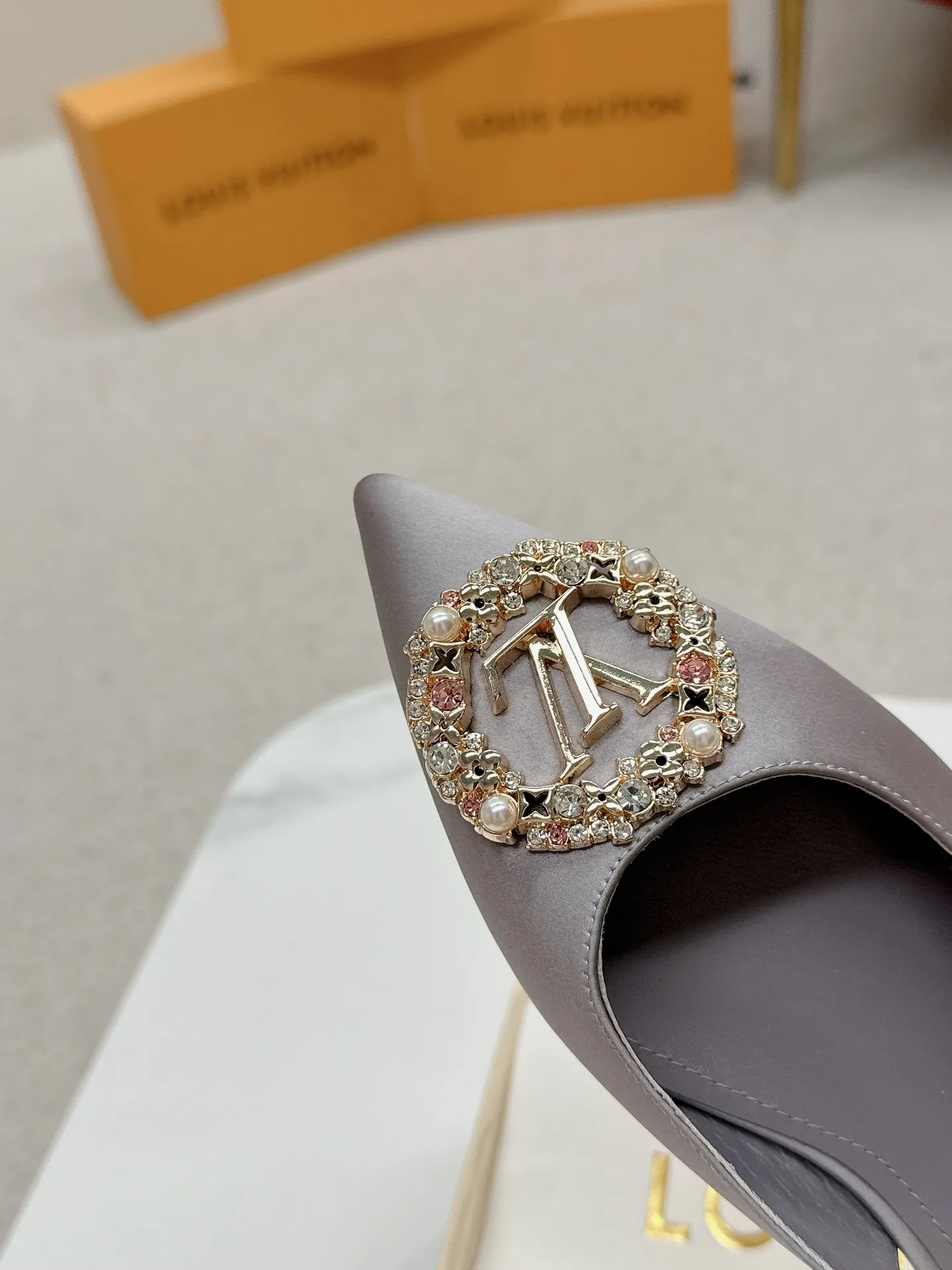 Louis new arrival women shoes