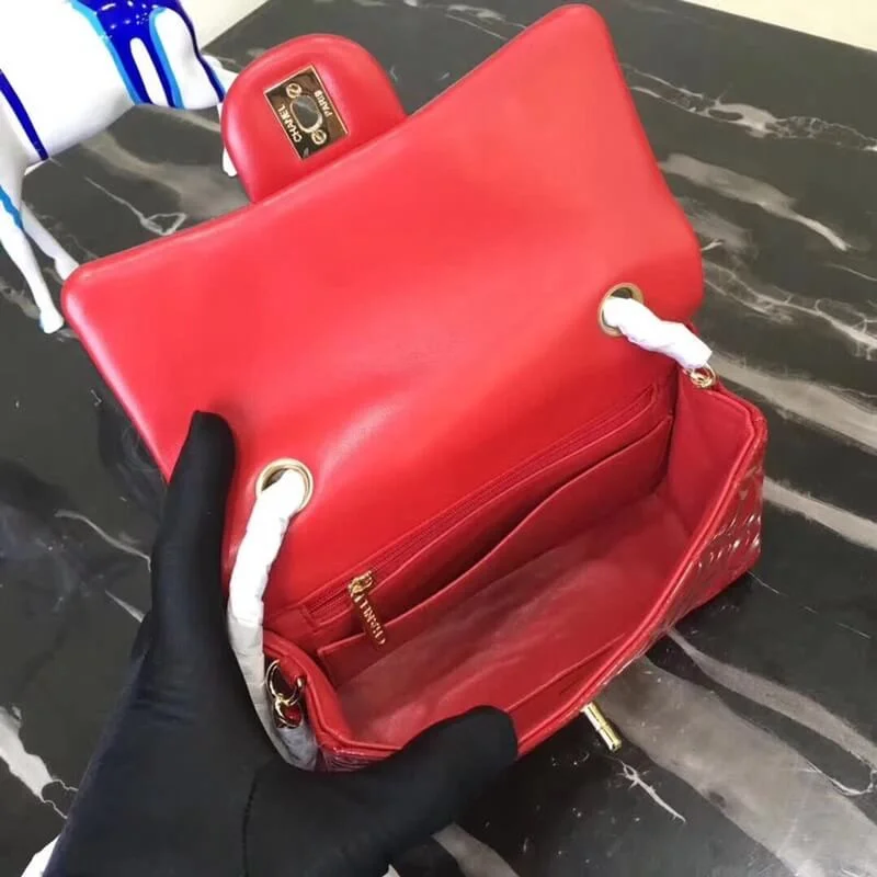 Chanel Pantent Leather 20Cm Class-Flap Bag 1116