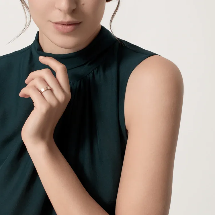 LOVE WEDDING BAND, 1 DIAMOND