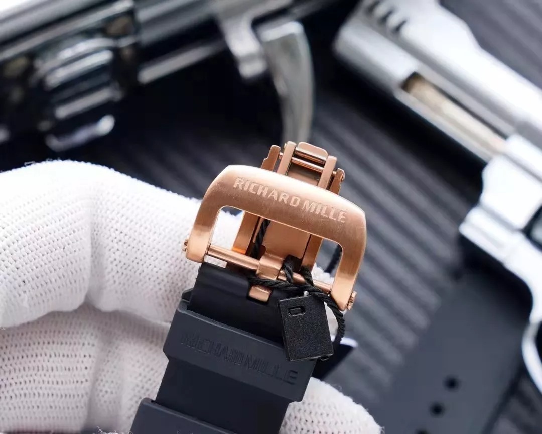 RM 35-02 Black Bezel Rose Gold Hands Black Rubber Strap RUML3
