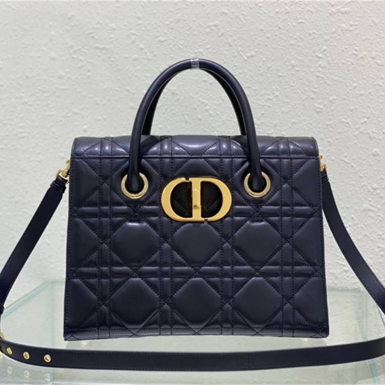 Dior 30 Montaigne