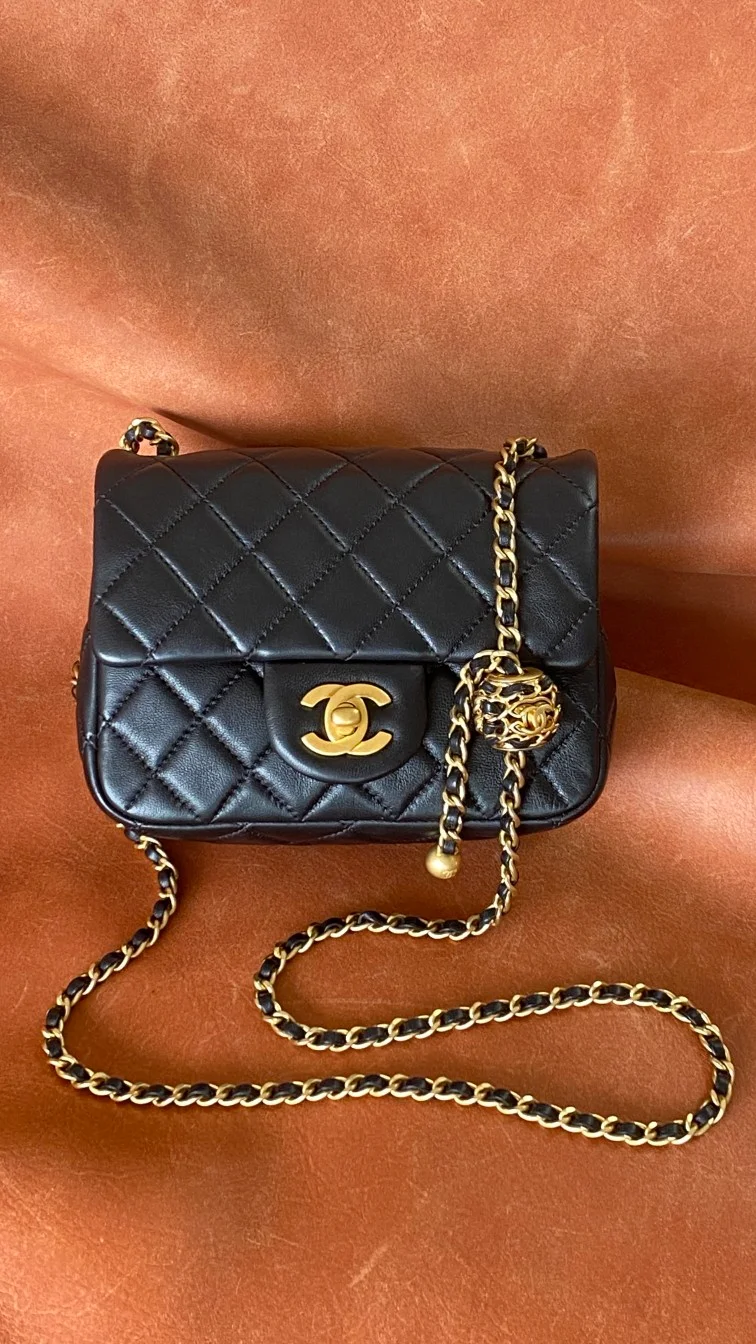 Chanel Classic Bag Black For Women, Women’s Bags 7.1in/18cm