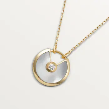 AMULETTE DE CARTIER NECKLACE