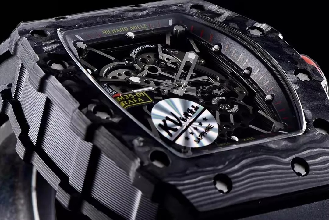 RM 35-01 Black Bezel Red Markers Black Rubber Strap KV RUML3