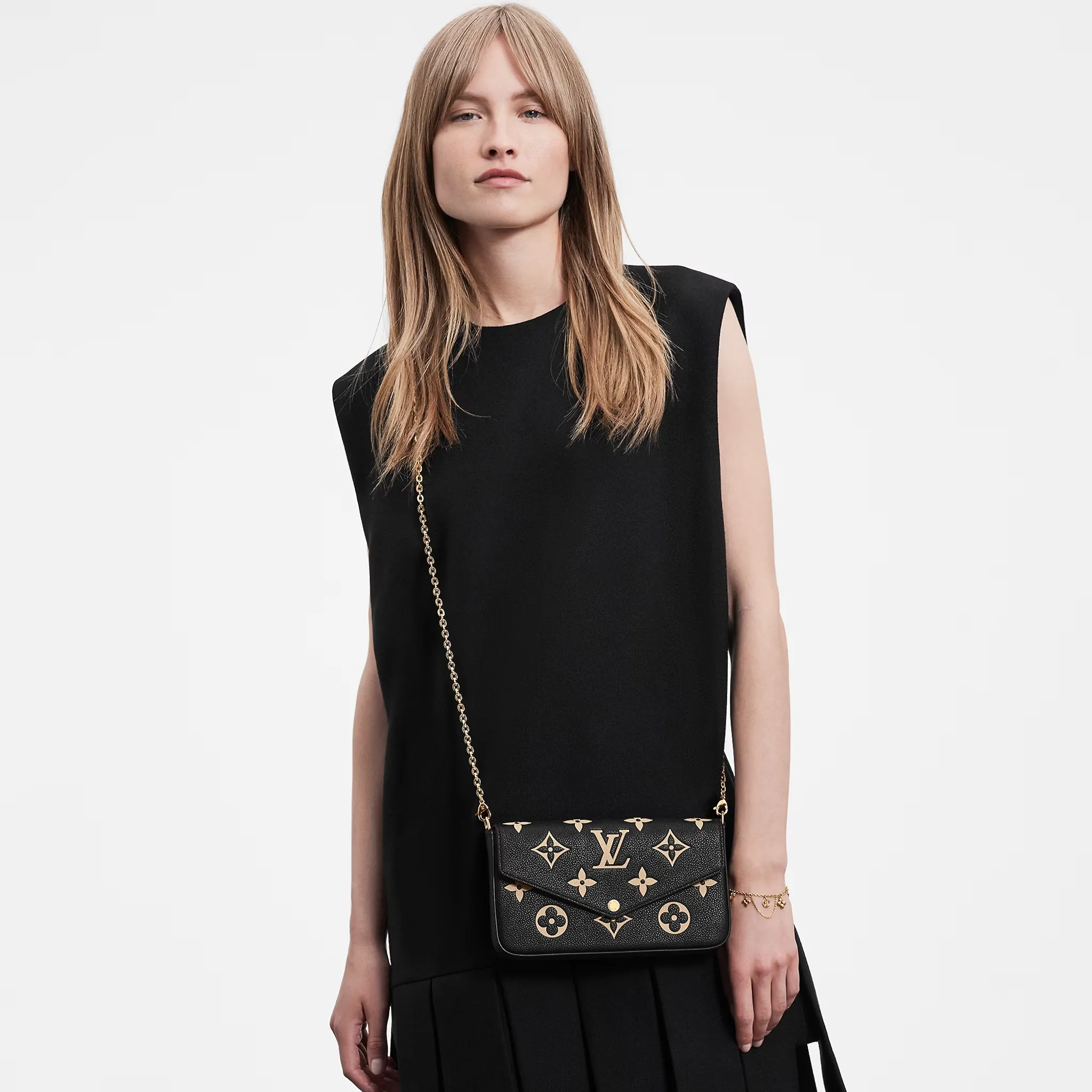 Felicie Pochette M80482