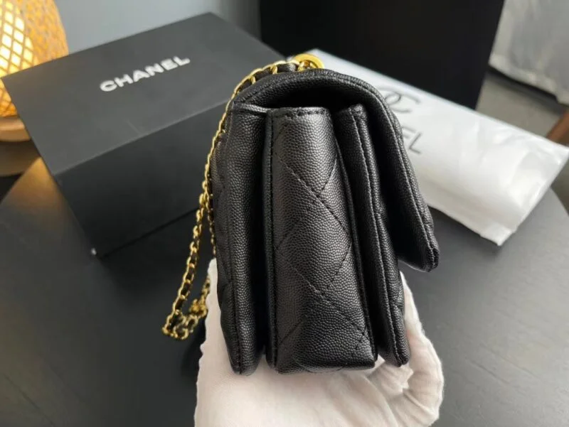 Chanel Cf Mini Black 20Cm A69900