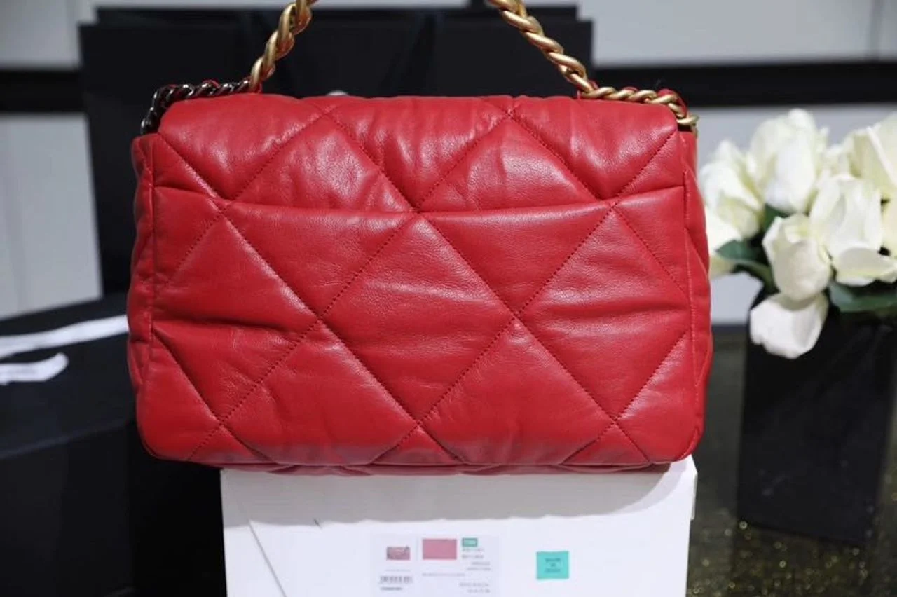 Chanel 19 Handbag 26cm Red For Women AS1160