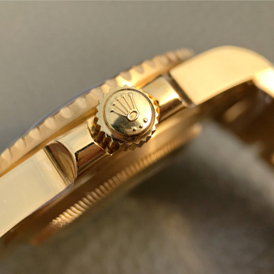 Submariner Date Black Dial Yellow Gold 41mm