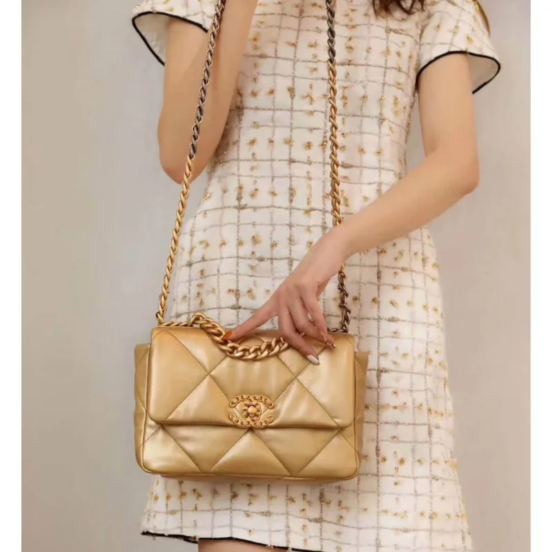 Chanel 19 Flap Bag As1160 Gold