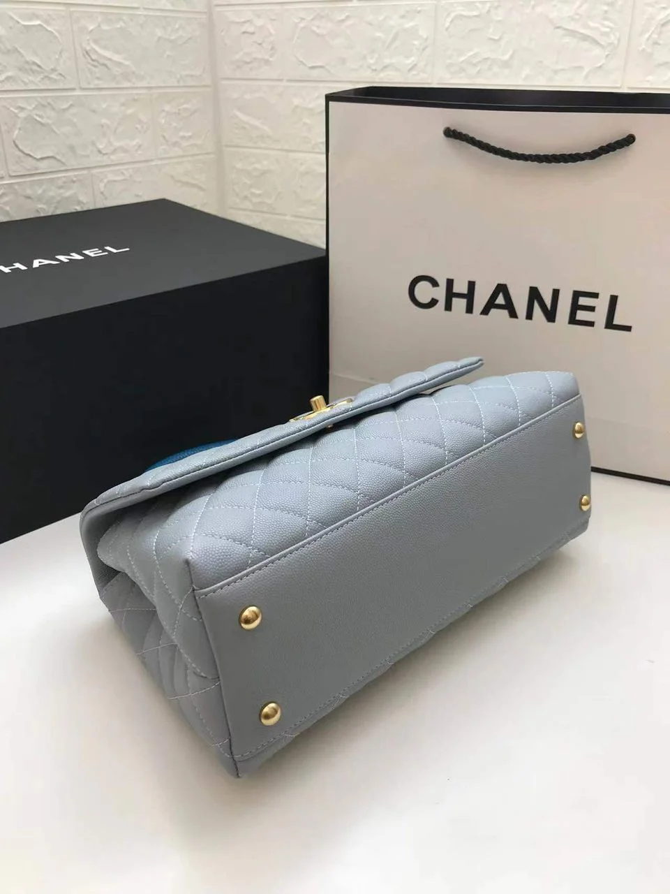Chanel Large Flap Bag With Top Handle Light Grey For Women, Womens Handbags, Shoulder And Crossbody Bags 11in/28cm A92991