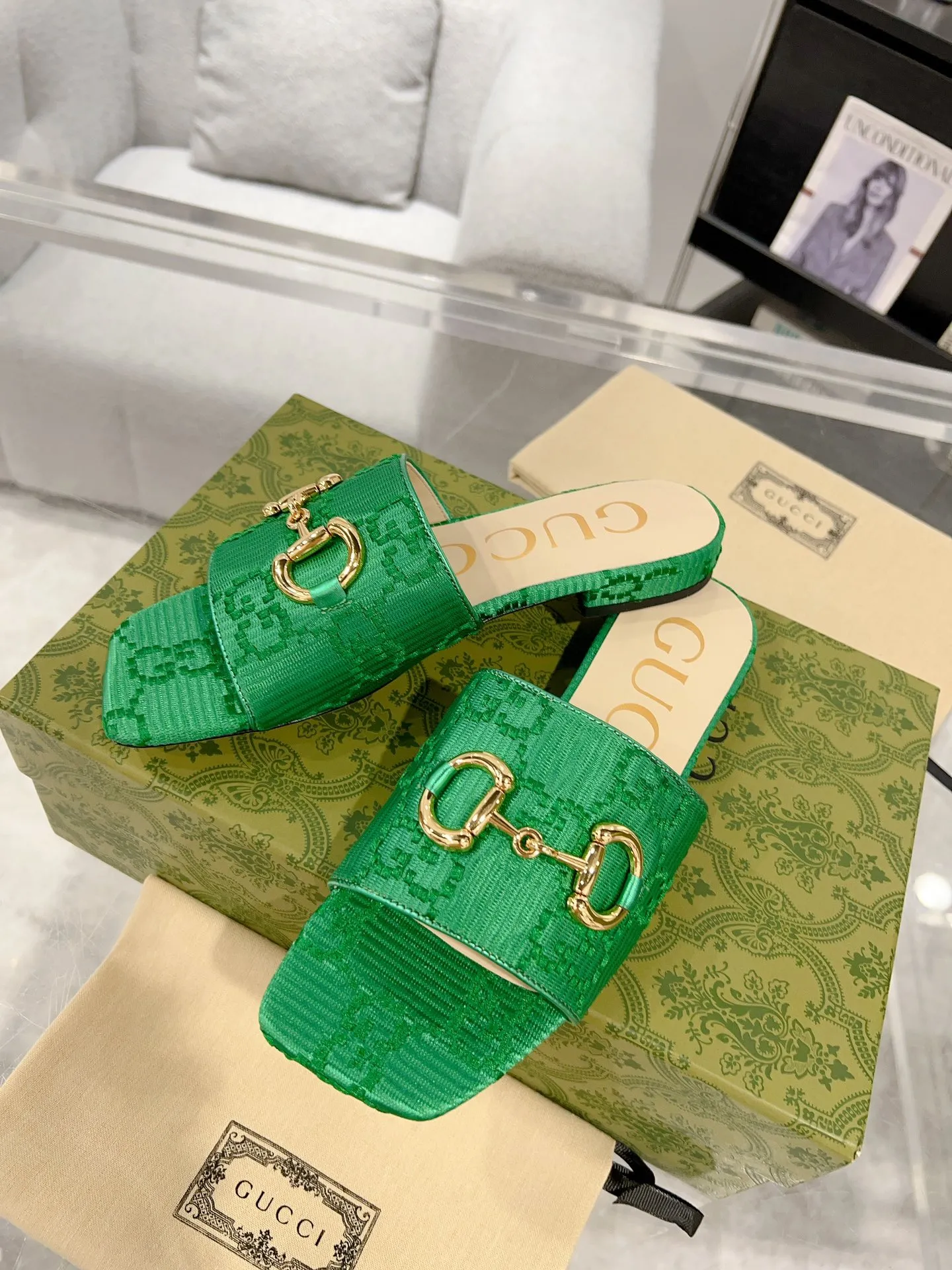 GG new arrival women slippers 01