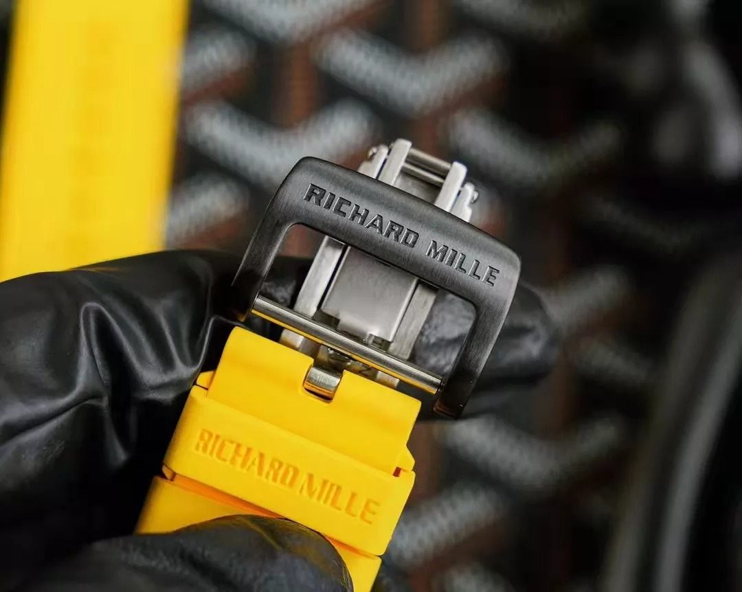 RM 62-01 Tourbillon Vibrating Alarm ACJ White Bezel Yellow Rubber Strap RM62-01