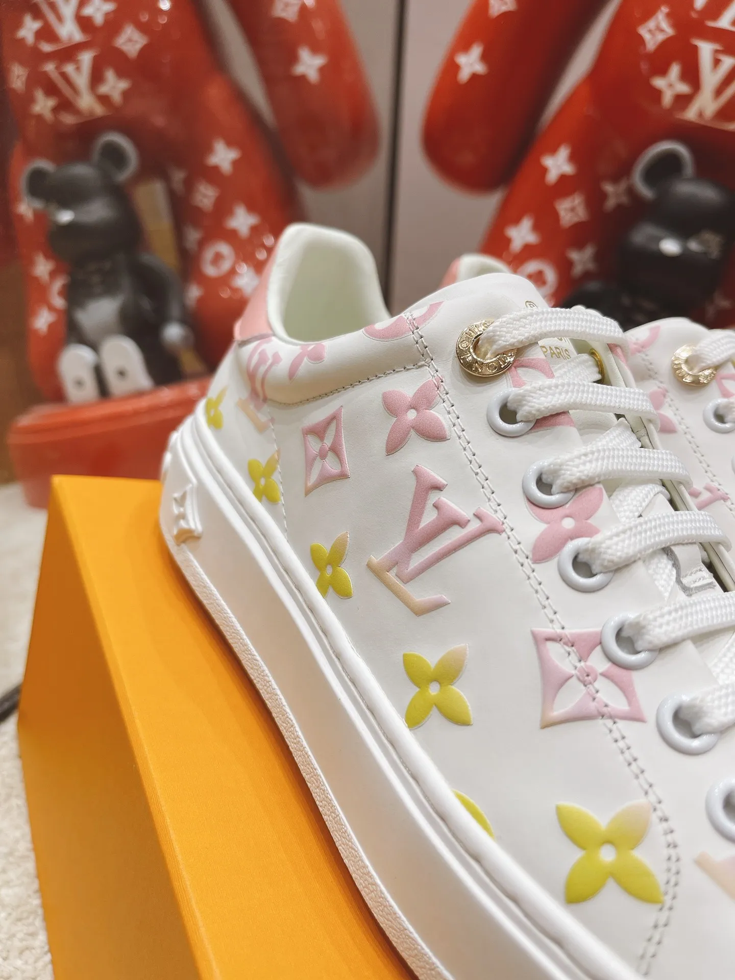 Louis new arrival Time Out pink sneakers