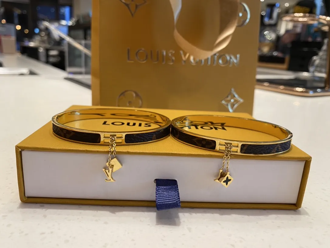 Lv New Arrival Bracelet 0011-22cm