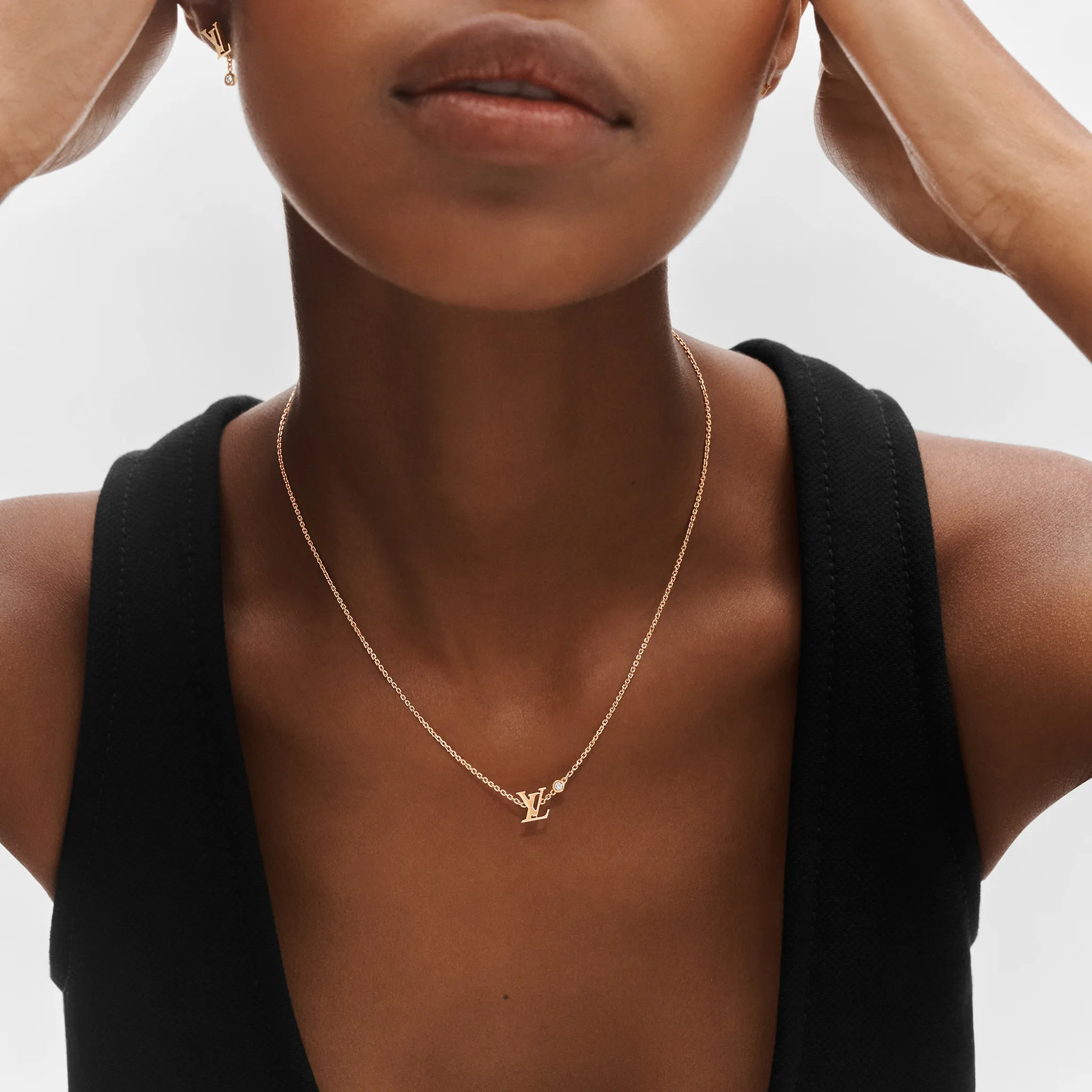 IDYLLE BLOSSOM 18K GOLD DIAMOND NECKLACE