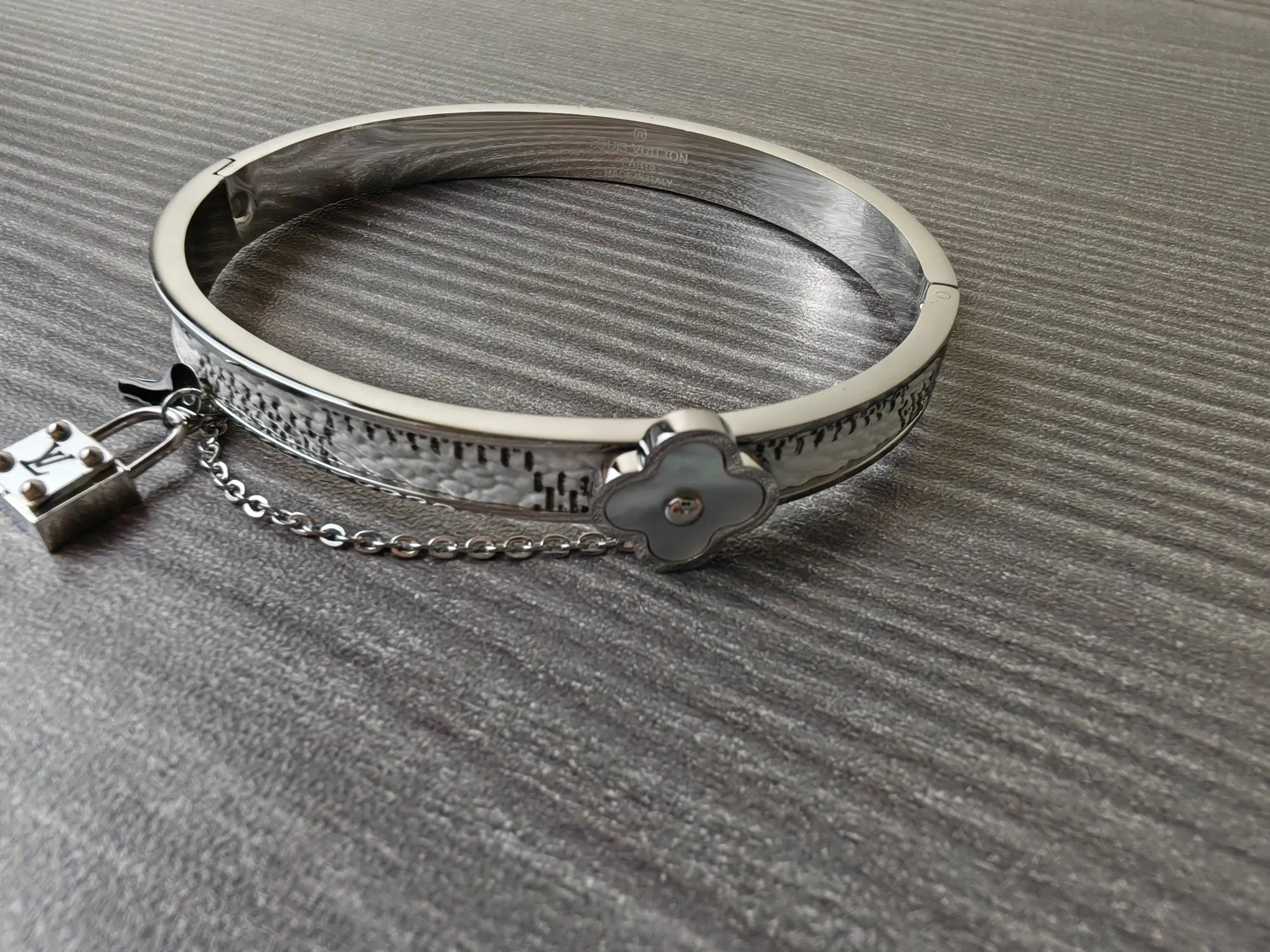 Lv New Arrival Bracelet 0016