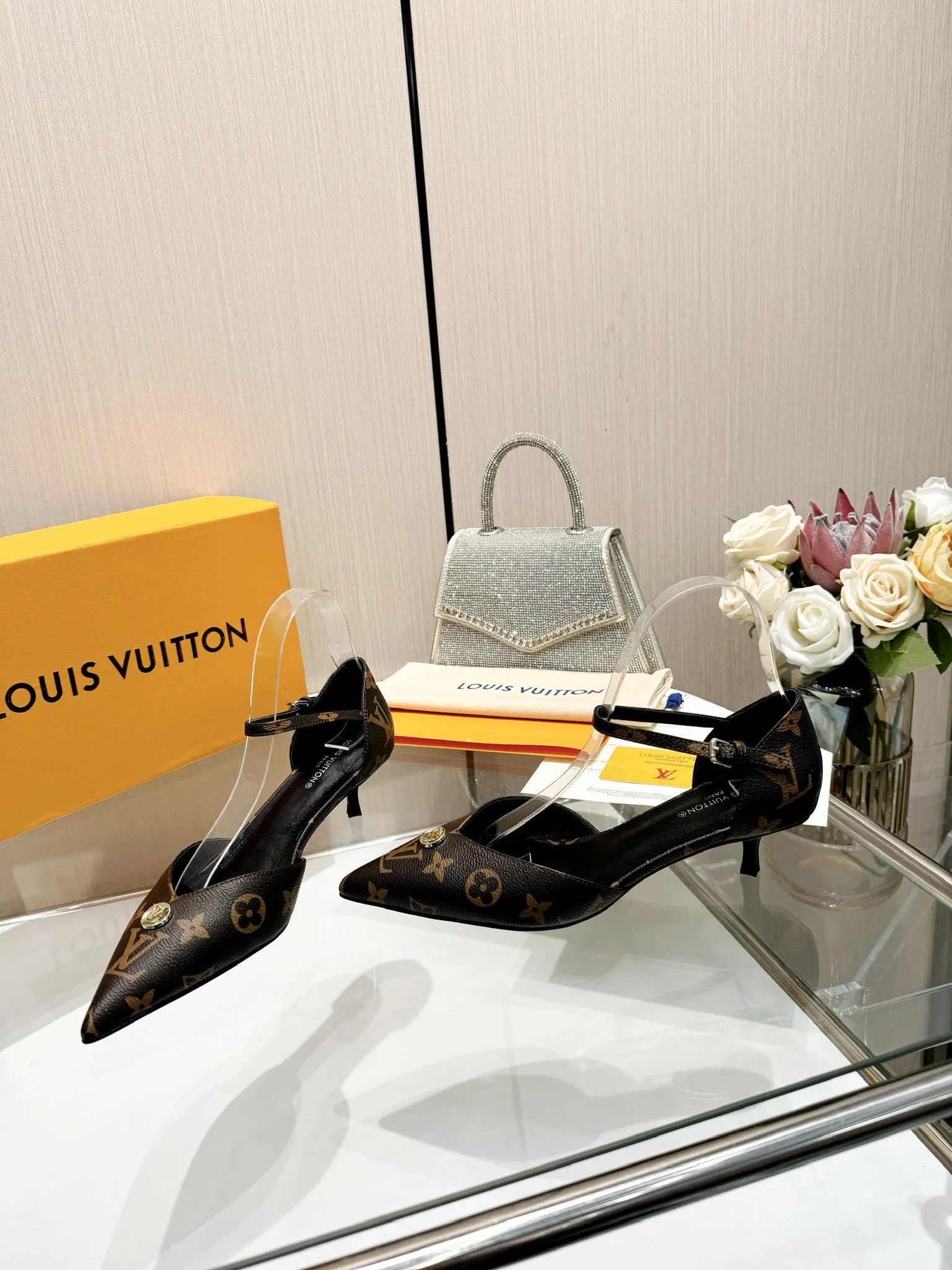 Louis new arrival women shoes heels 4 cm