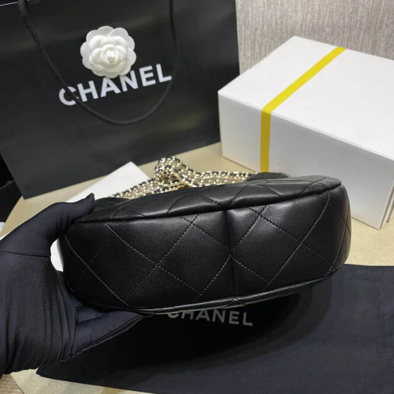 Chanel Hobo Bag In Lambskin As3153 Black