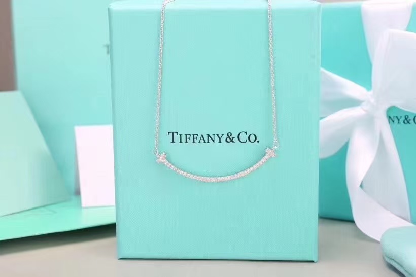 Tiffany T Smile Pendant Necklace - Best Replica Jewelry™