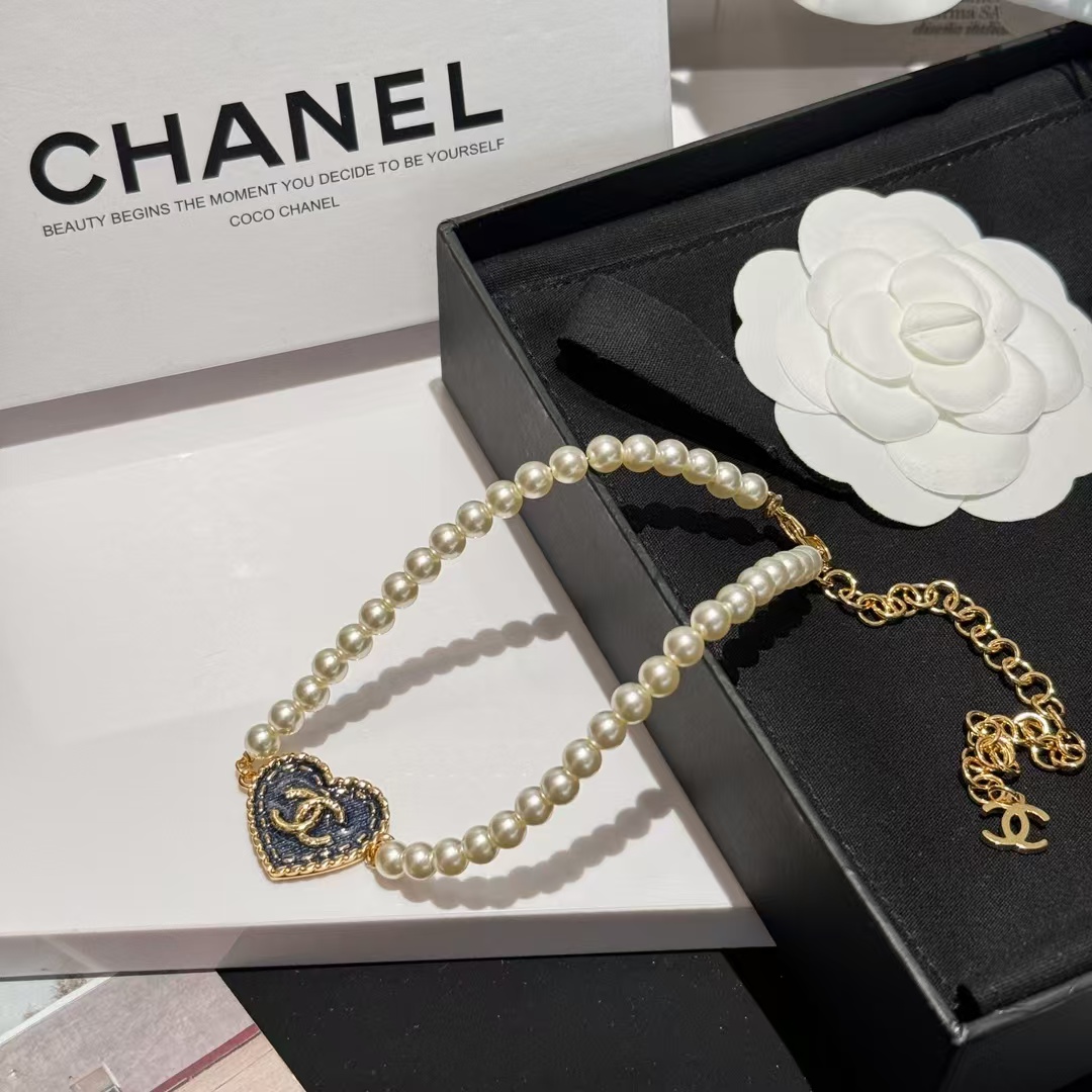 Chanel Denim Heart Pendant Pearl Choker Necklace - Best Replica Jewelry™