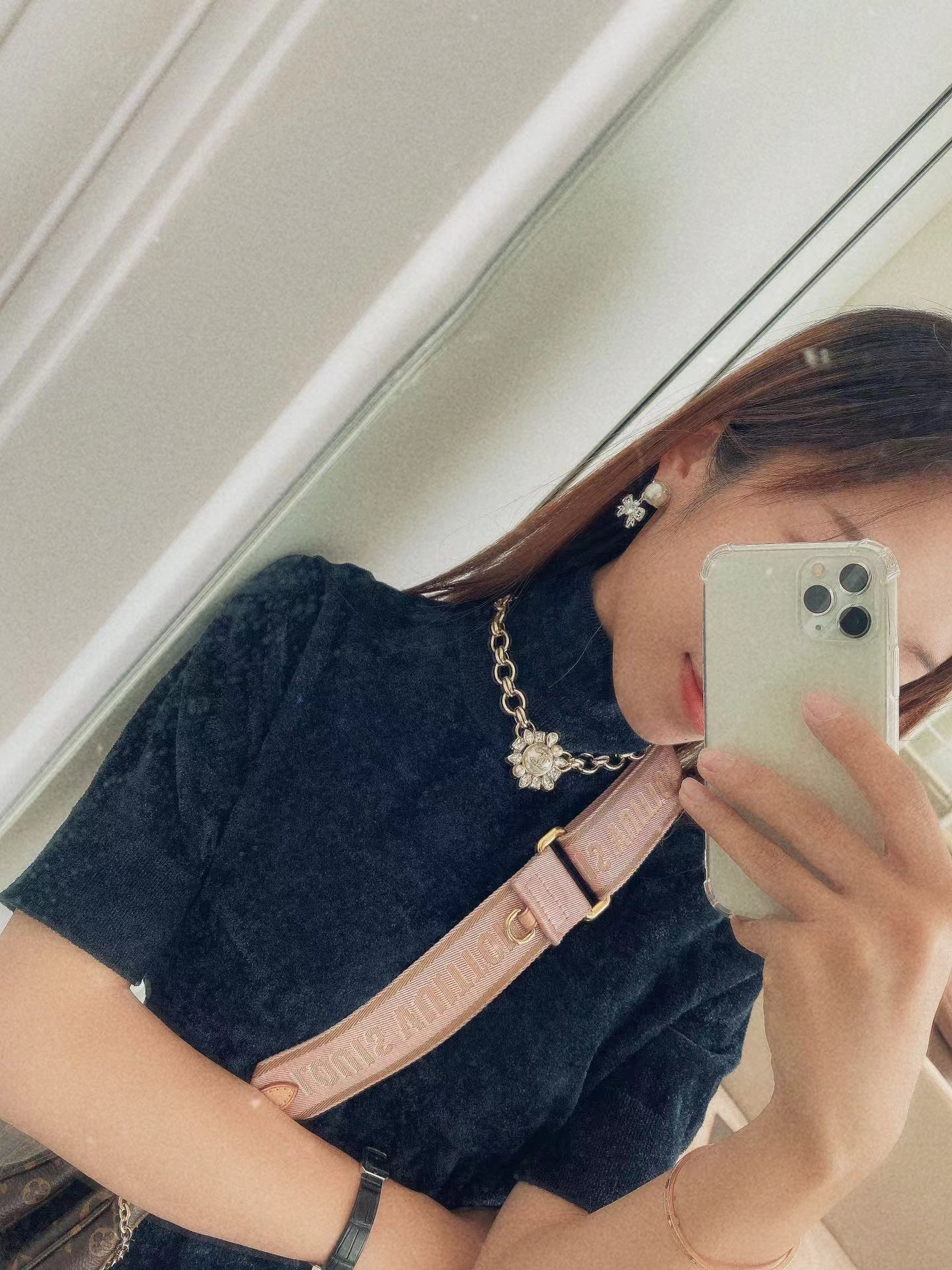 Chanel Thick Cuban Chain Flower Pendant Choker Necklace - Best Replica Jewelry™