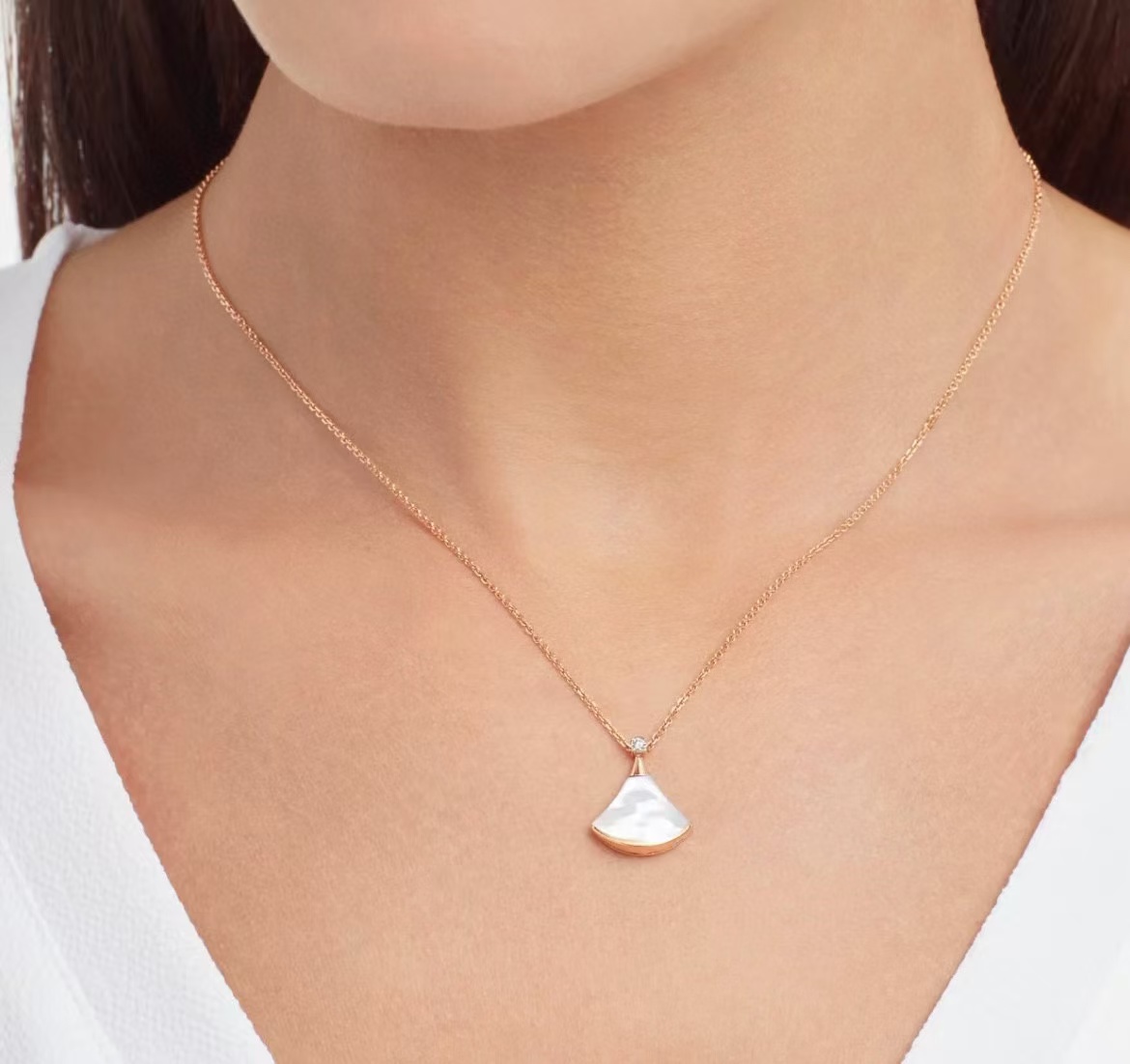 Bvlgari Divas' Dream Necklace - Best Replica Jewelry™