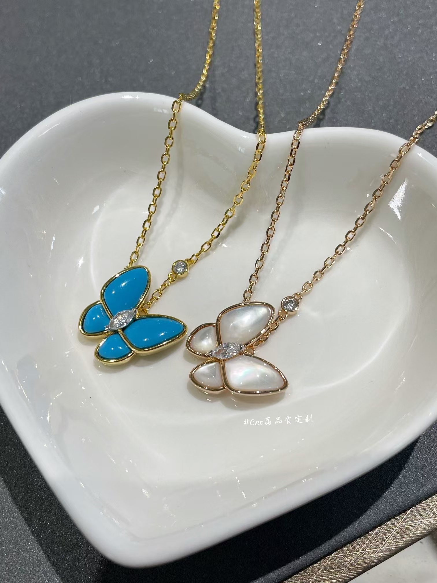 VCA Two Butterfly Pendant Necklace - Best Replica Jewelry™