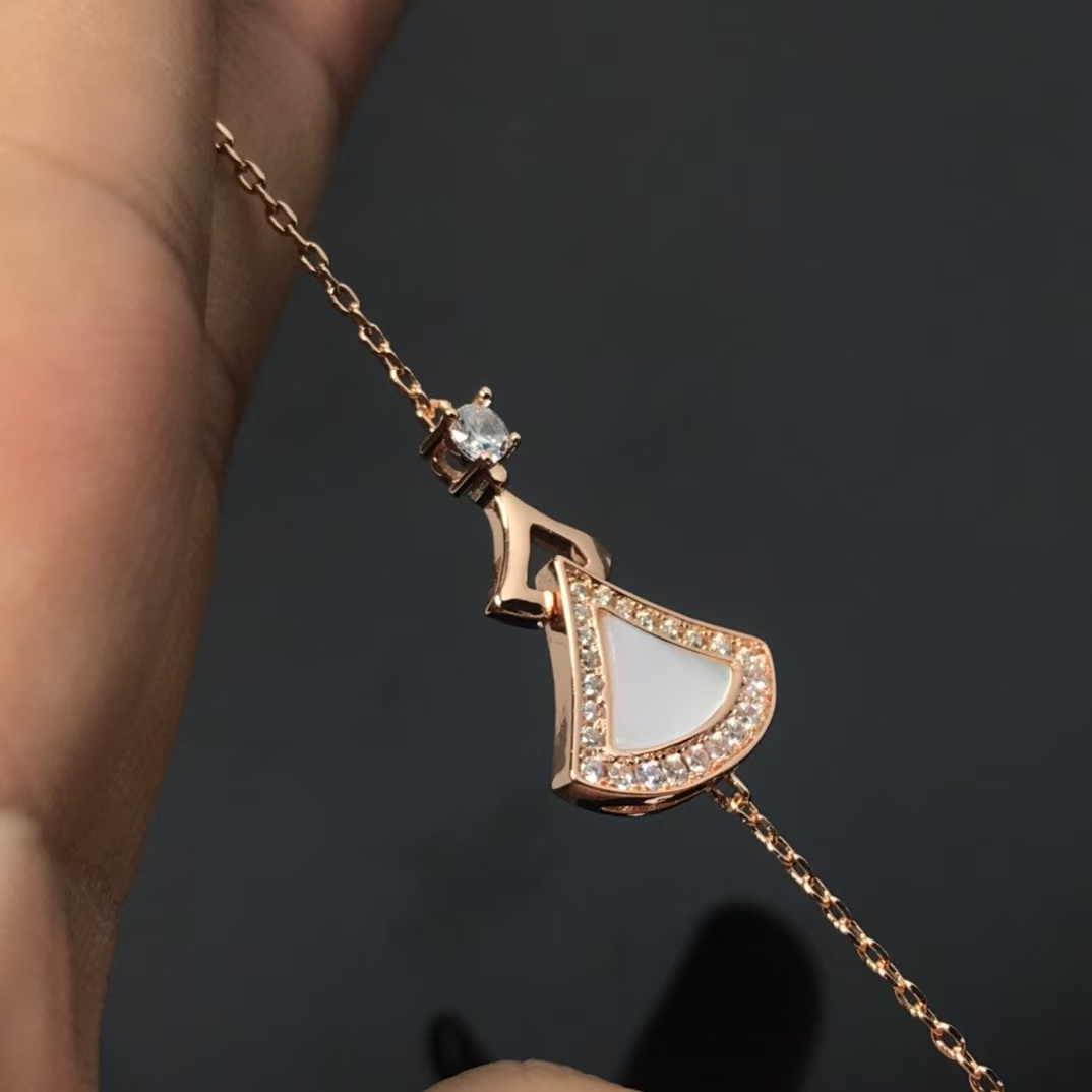 Bvlgari Divas’ Dream Bracelet - Best Replica Jewelry™