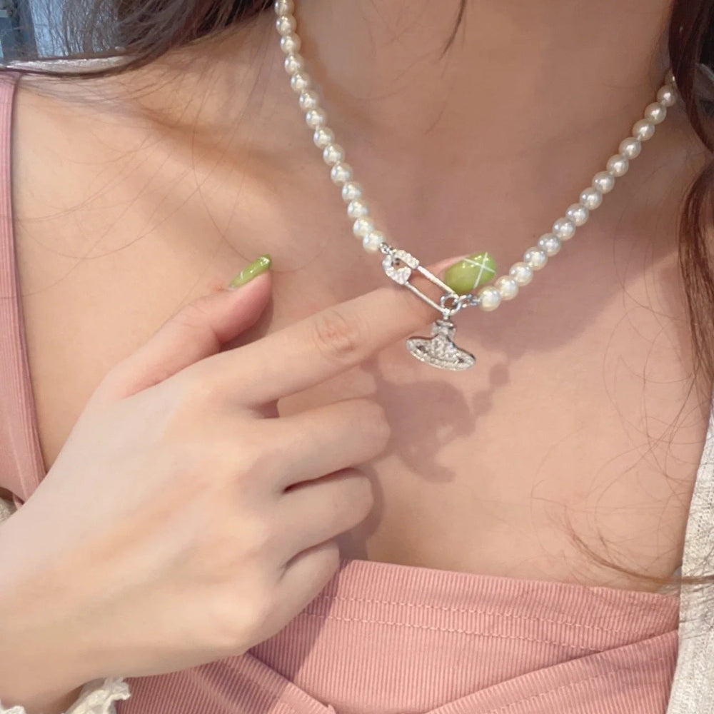 Vivienne Westwood Saturn Pearl Necklace - Best Replica Jewelry™