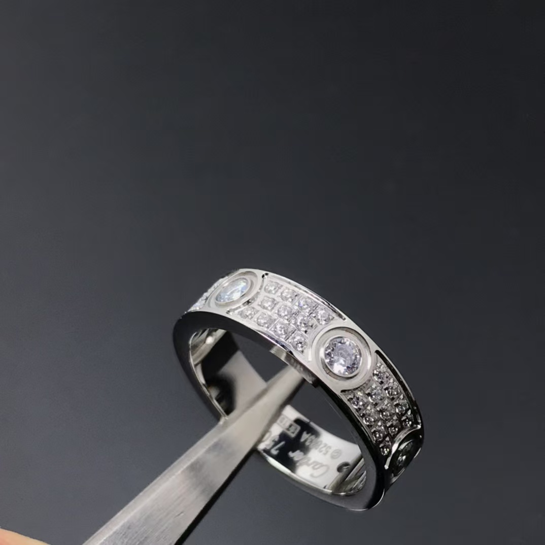 Cartier Love Ring - Best Replica Jewelry™