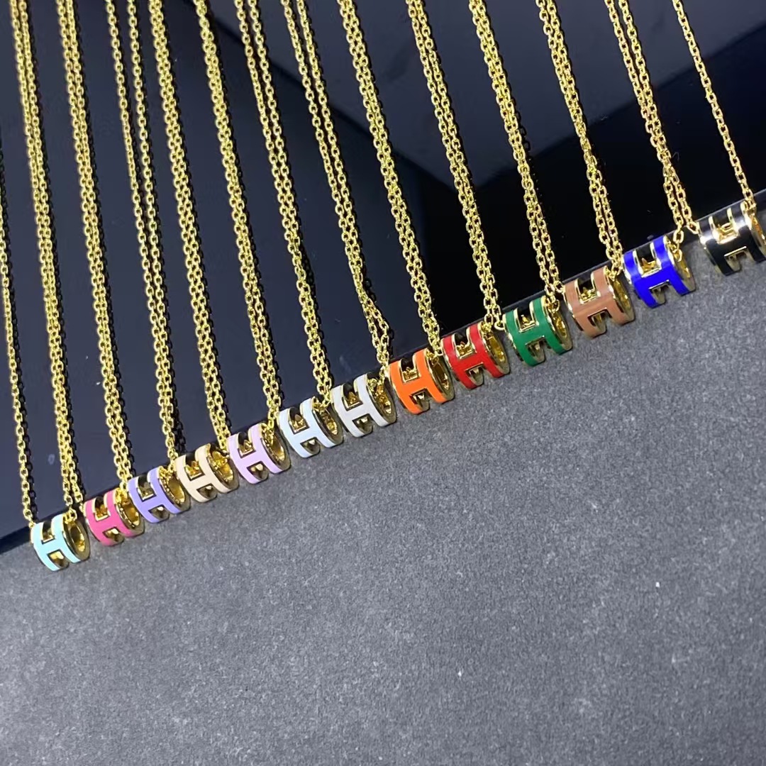 Hermes Mini Enamel H Pendant Necklace - Best Replica Jewelry™