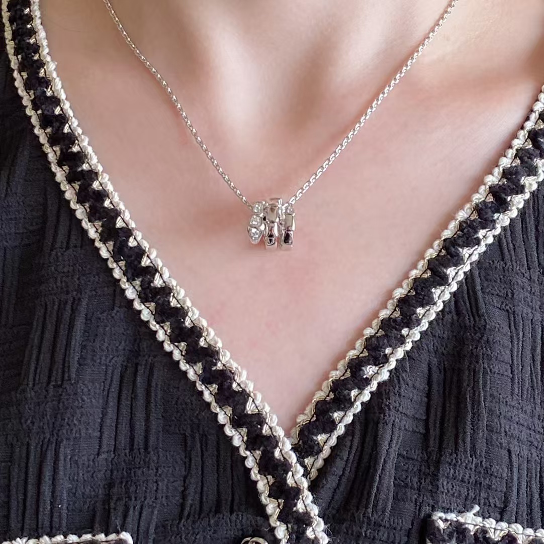 Bvlgari Serpenti Viper Necklace - Best Replica Jewelry™