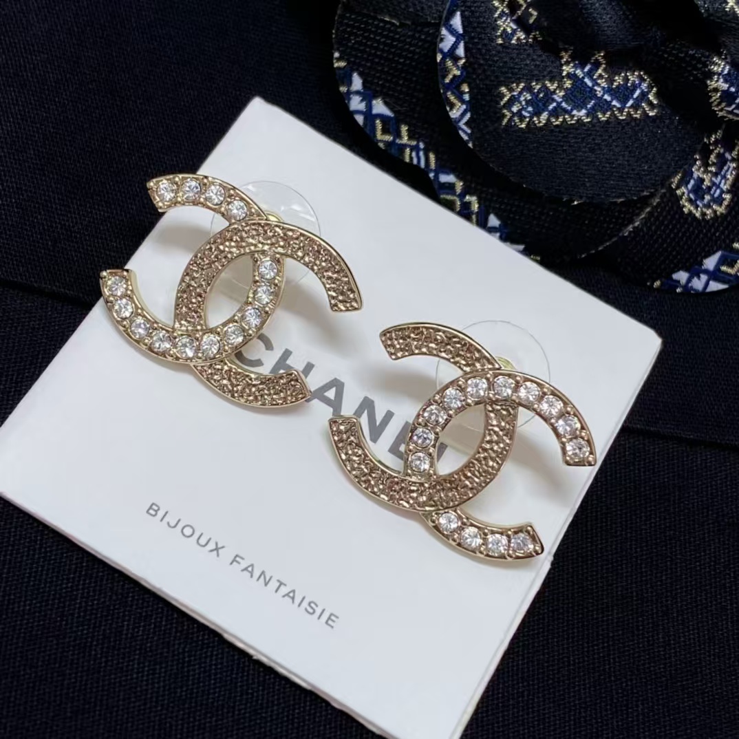 Chanel Single C Paved Diamond Earrings - Best Replica Jewelry™
