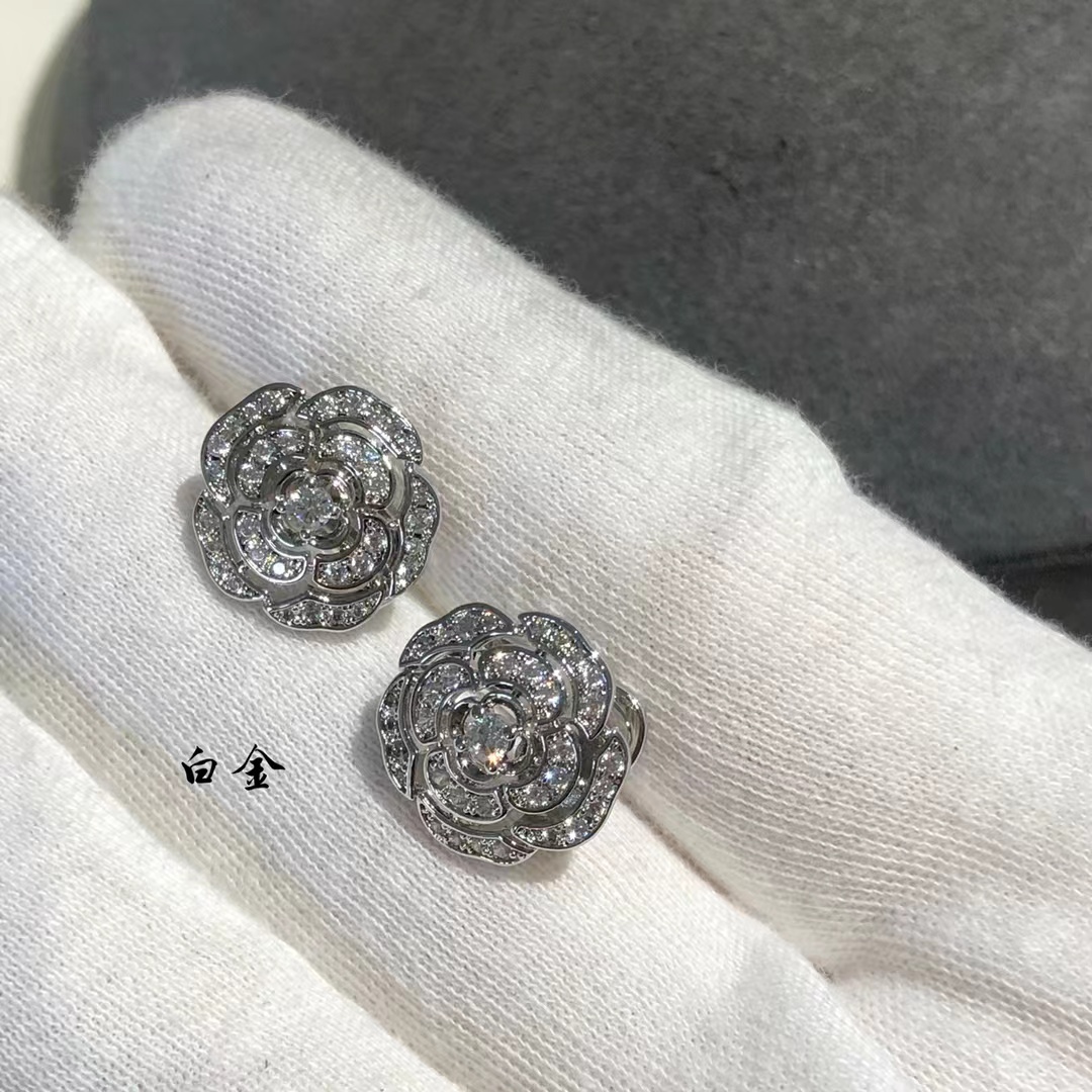 Chanel Diamond Camellia Stud Earrings - Best Replica Jewelry™