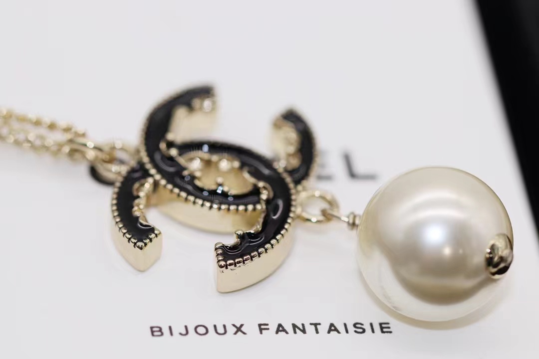 Chanel Black Double C Pearl Drop Pendant Necklace - Best Replica Jewelry™